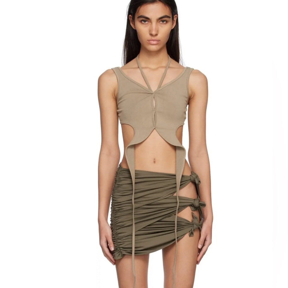 LESUGIATELIER 
Cutout Tank Top size 1 - Small